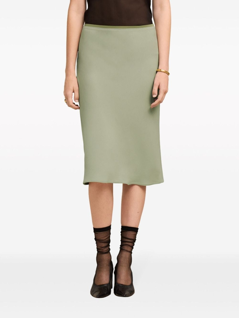 ELASTICATED WAIST와 MIDI SKIRT 5