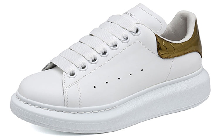 (WMNS) Alexander McQueen Oversized Sneaker 'Gold Crocodile' 553770WHYBQ9075 - 3