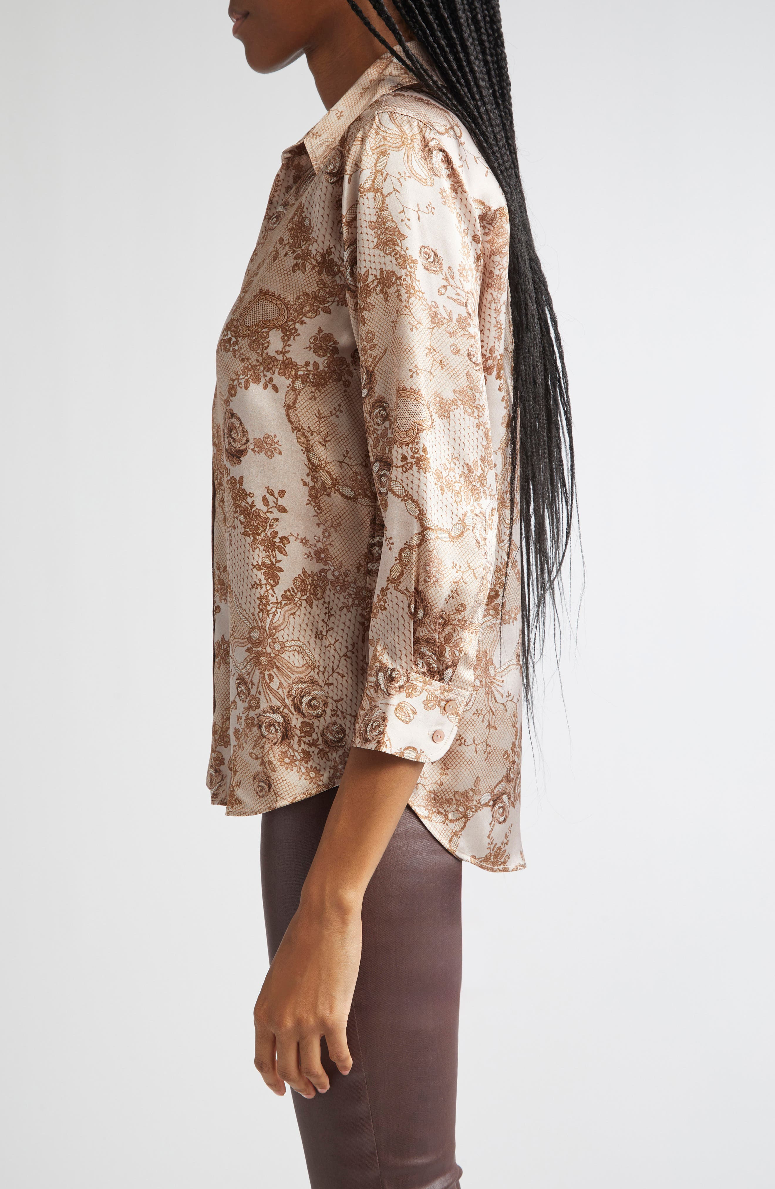 L'AGENCE Dani Lace Print Three-Quarter Sleeve Silk Button-Up Shirt in Toasted Almond Lace Print at N - 3