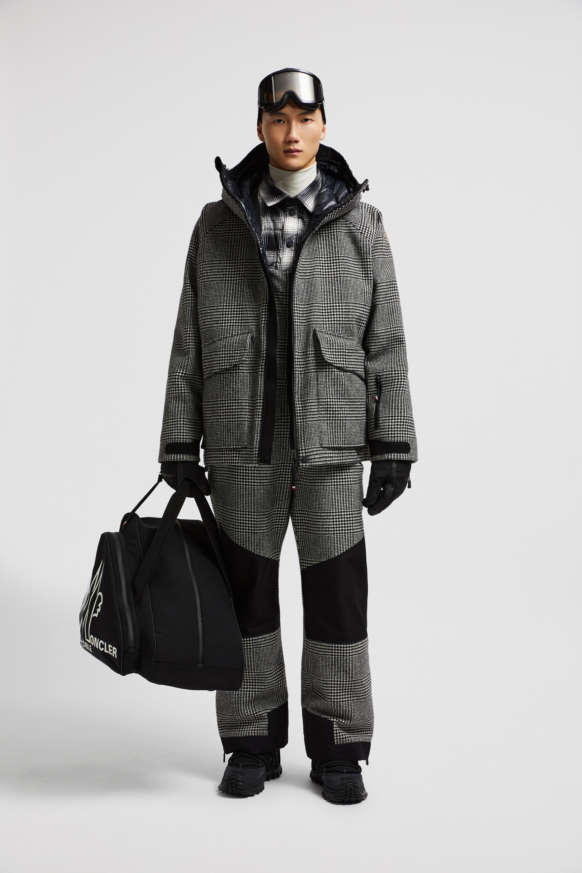 Padded Technical Wool Ski Bib - 3