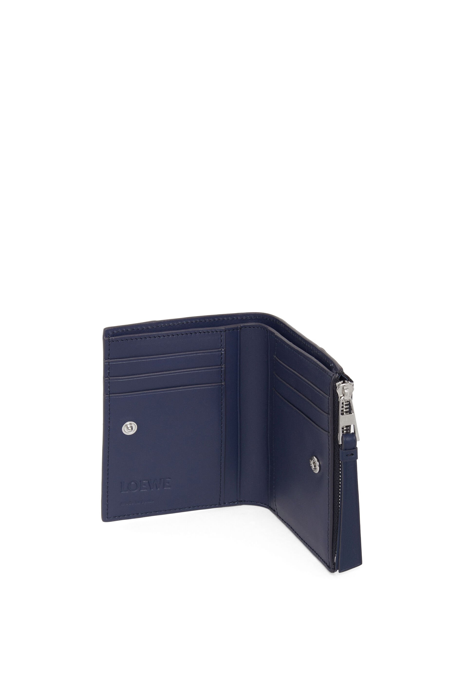 Puzzle slim compact wallet in classic calfskin - 3