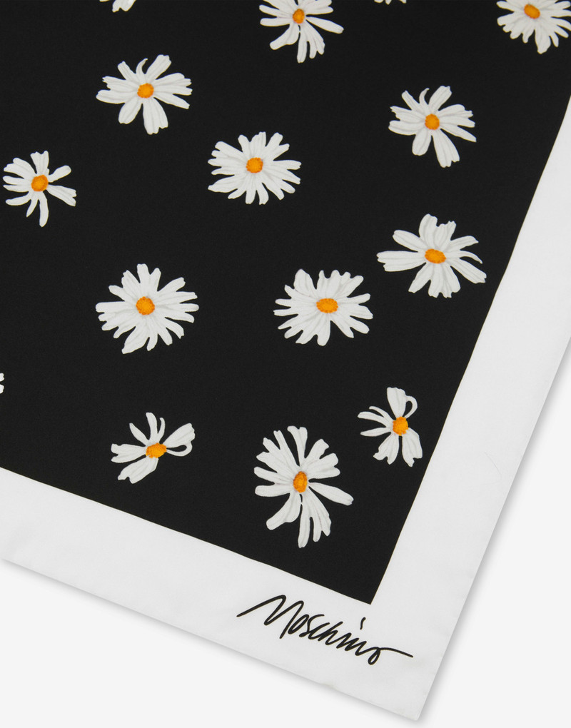 ALLOVER DAISY SILK SCARF 3