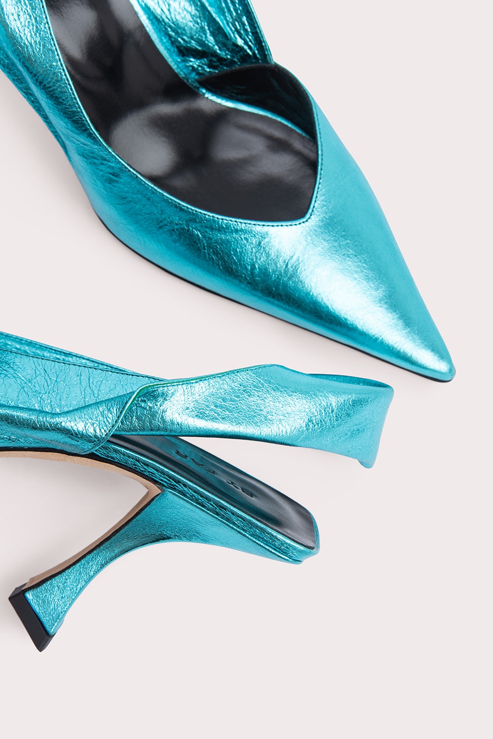 Yasha Aquamarine Metallic Leather - 5