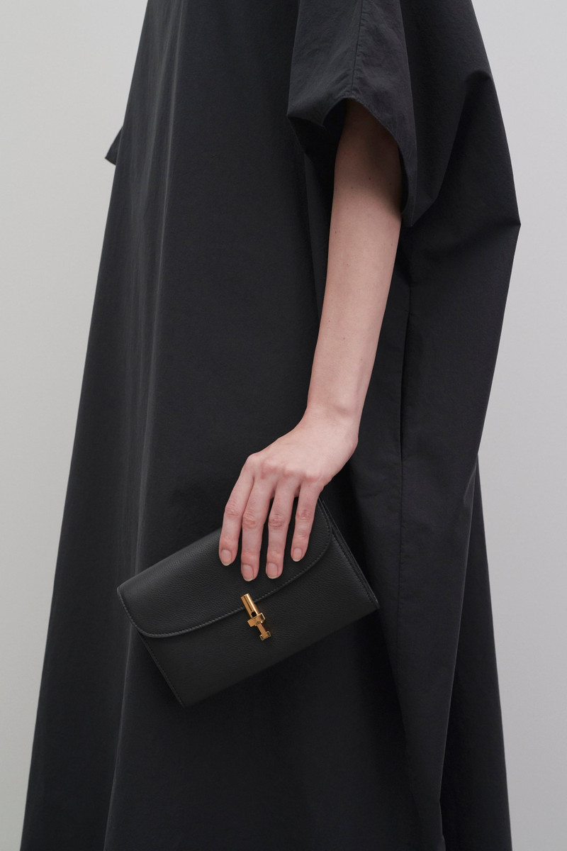 Sofia Continental Wallet in Leather 4