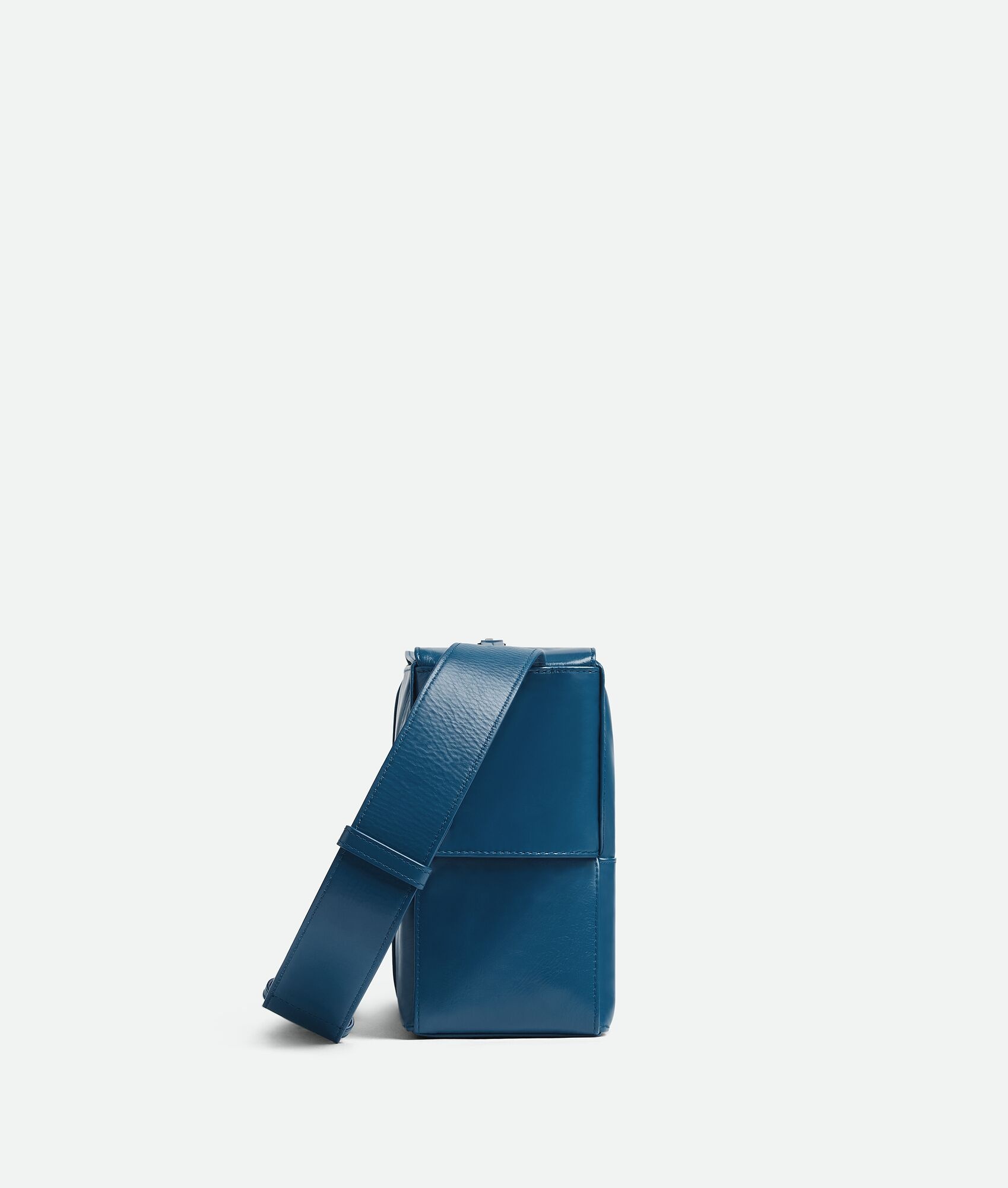 Medium Arco Camera Bag - 2