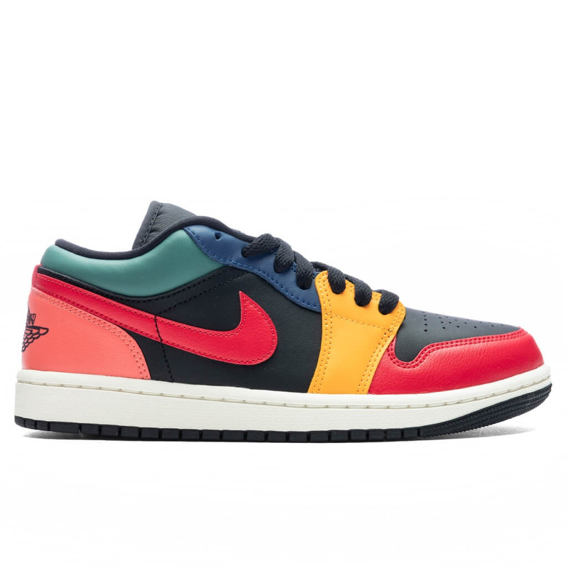 AIR JORDAN 1 LOW SE WOMEN'S - BLACK/FIRE RED/TAXI - 1