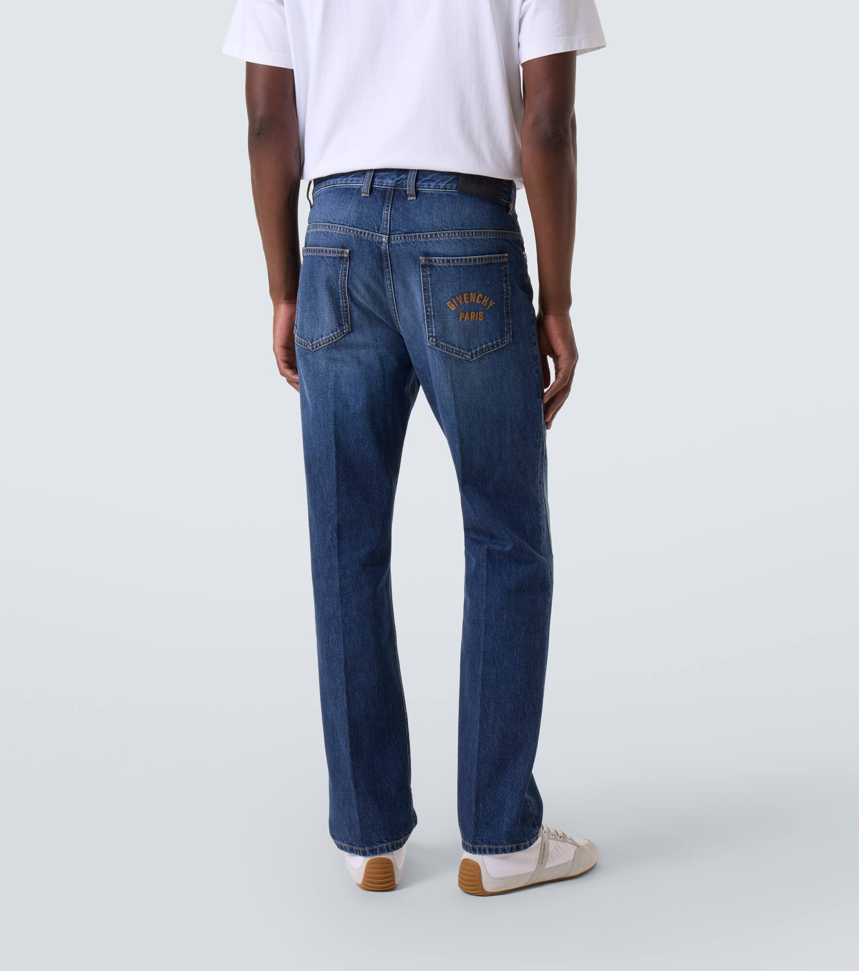 Faded mid-rise straight jeans - 4