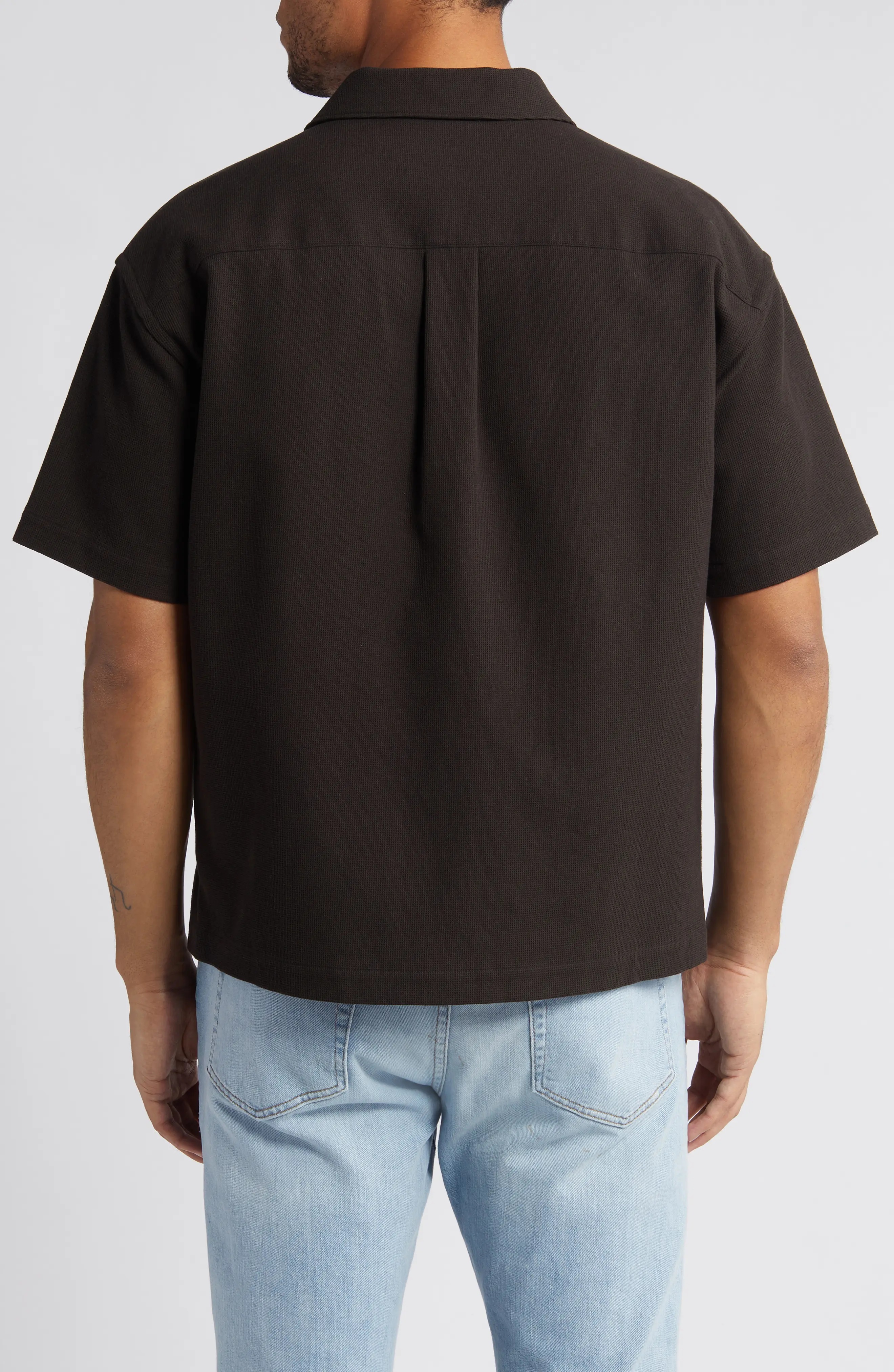 Textured Short Sleeve Button-Up Shirt - 2