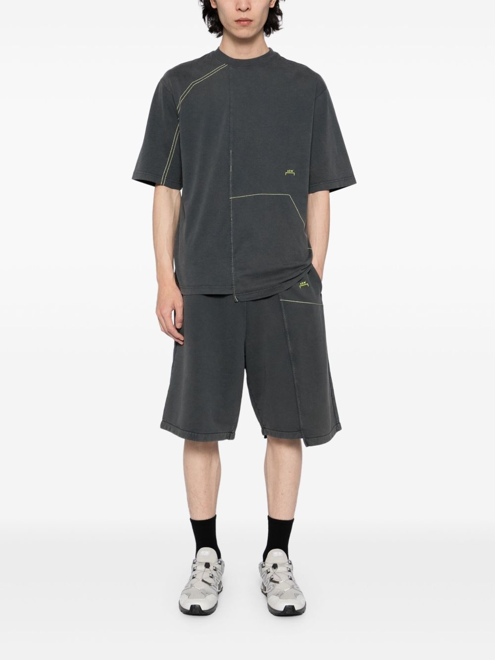 logo-print shorts - 2
