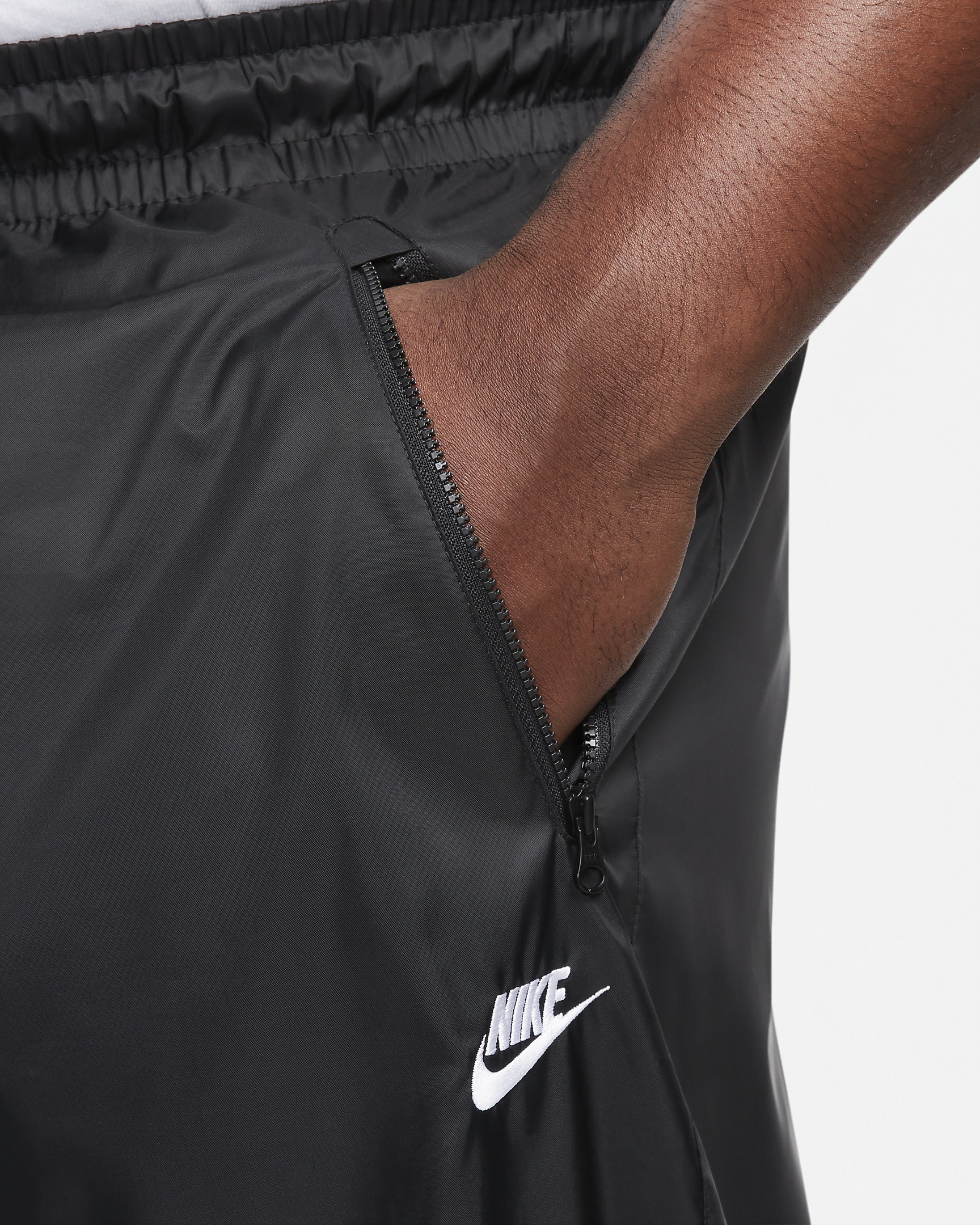Nike Men's Windrunner Woven Lined Pants - 10