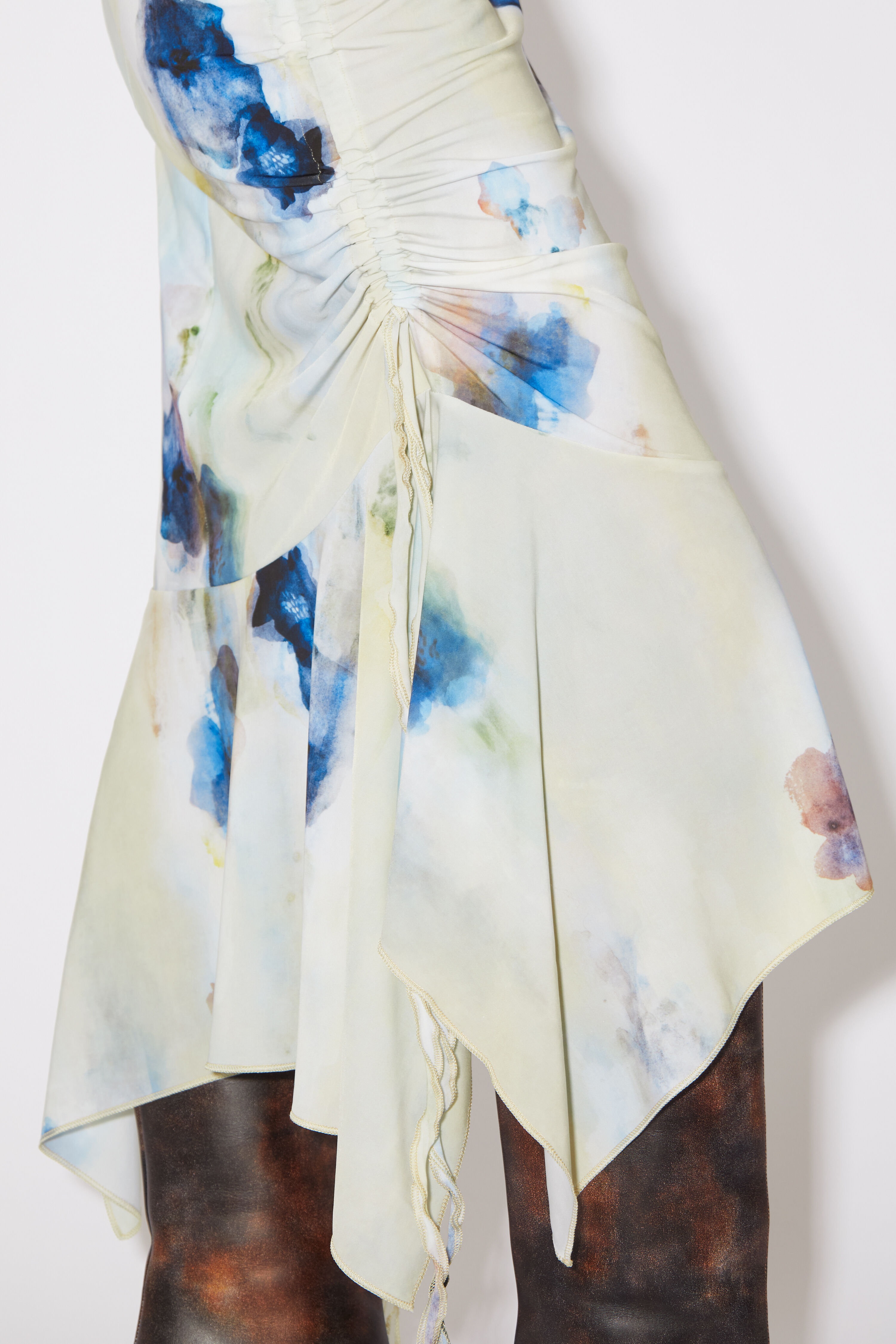 Printed asymmetric skirt - Light blue - 5