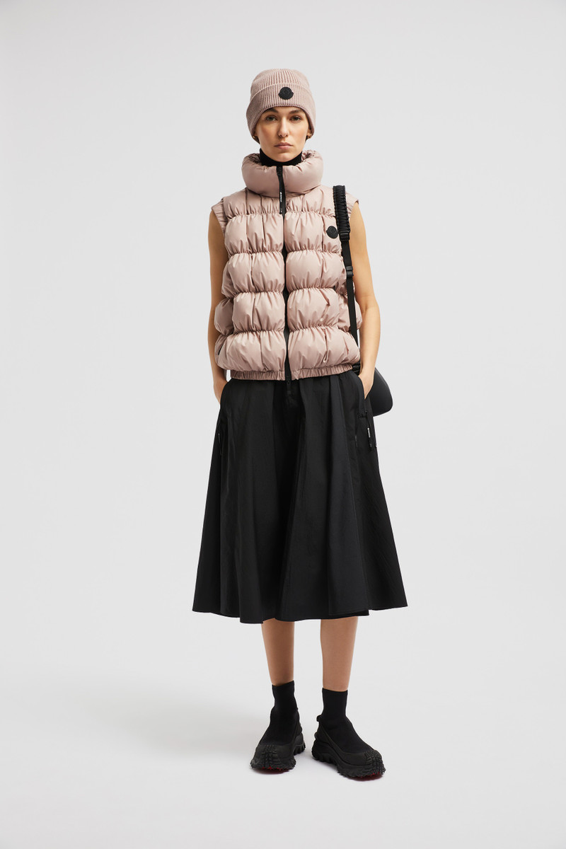 Moncler Apriate Down Vest outlook