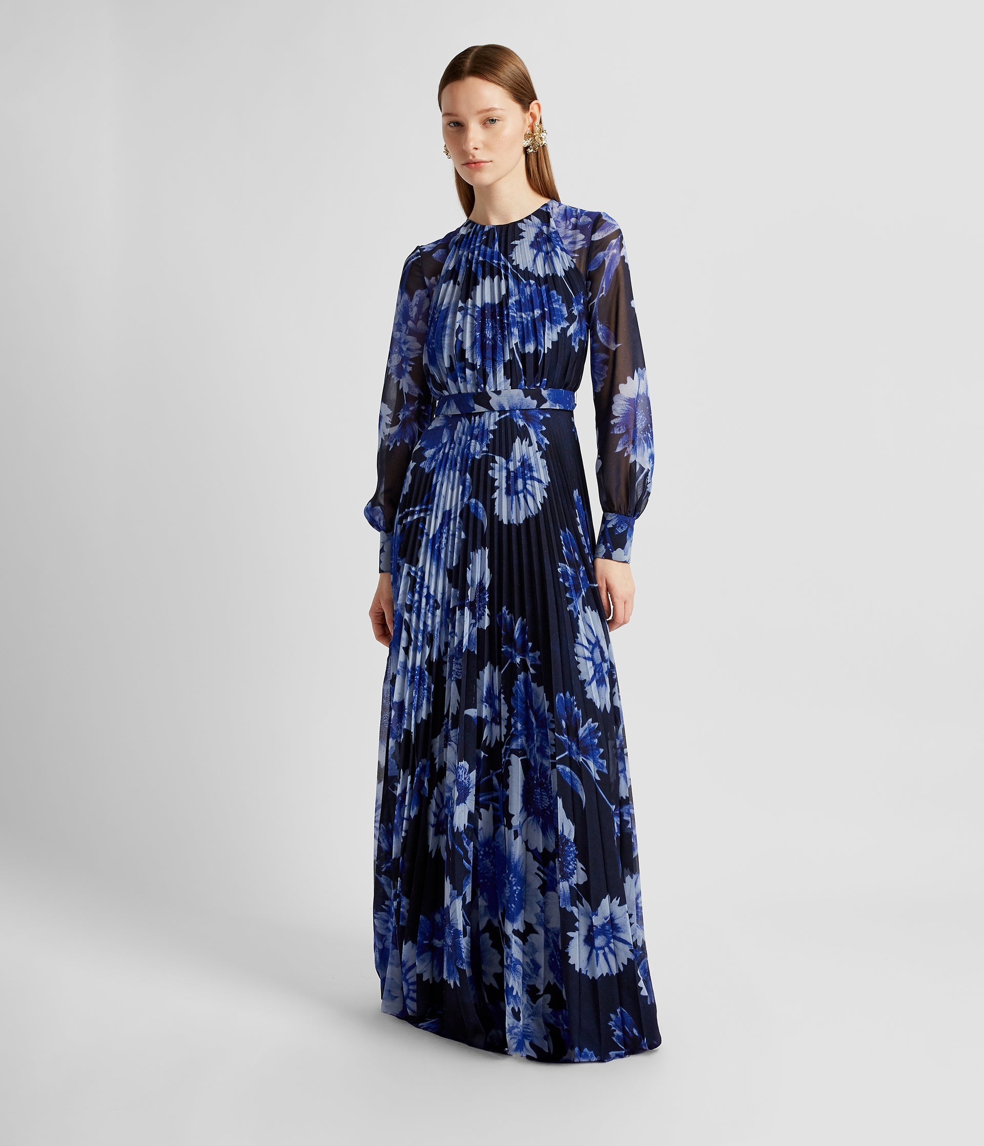 LONG SLEEVE GOWN - 4