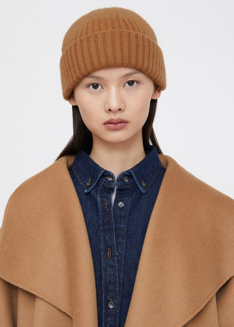 Totême Chunky brim beanie cinnamon outlook