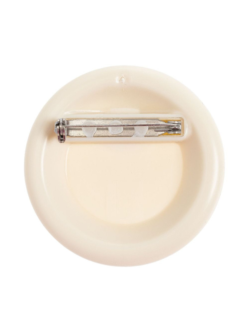 VETEMENTS embossed-logo brooch outlook