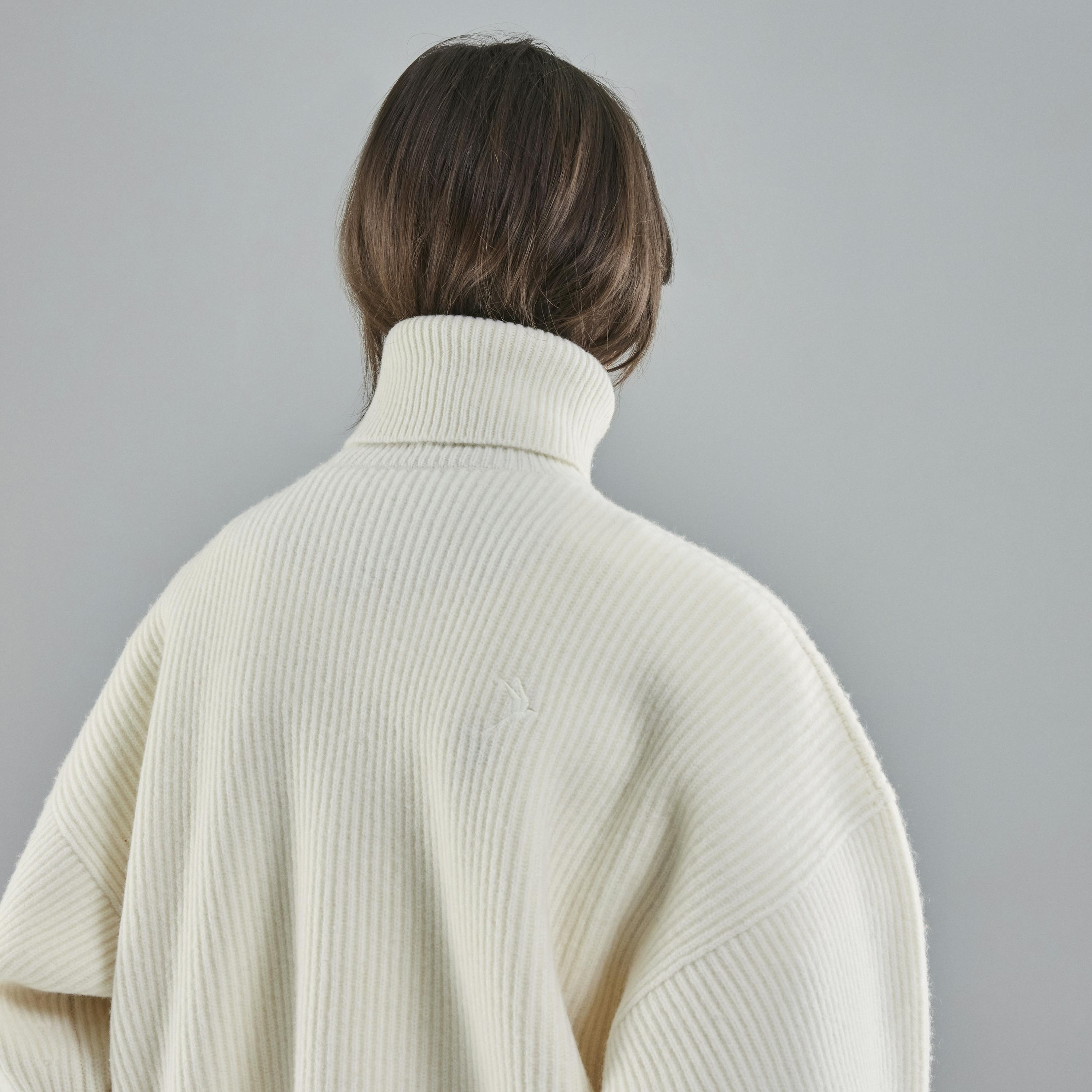 Vonarstræti Wool Sweater (Unisex) - 9