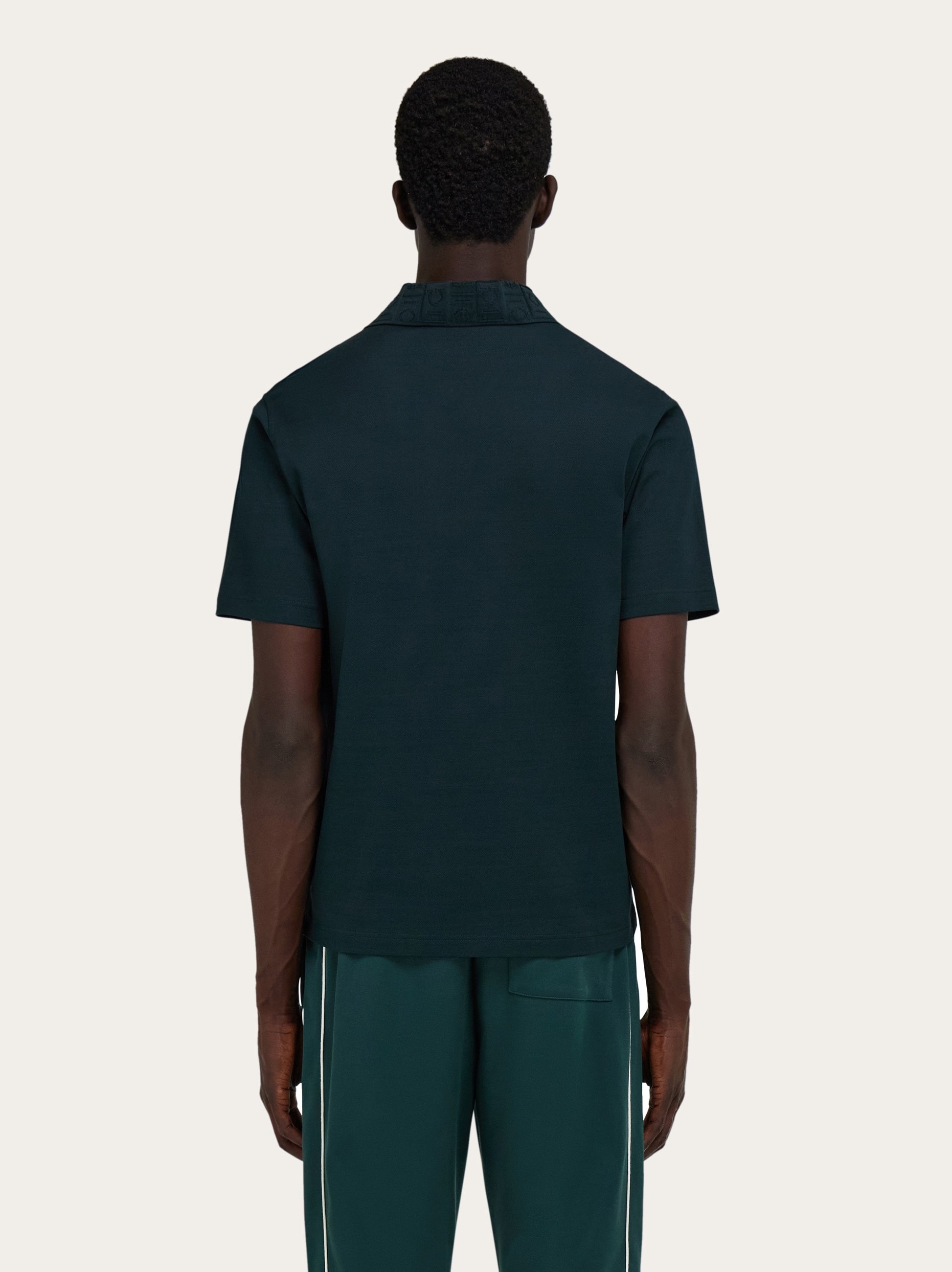 V-neck polo with jacquard pocket detail - 3