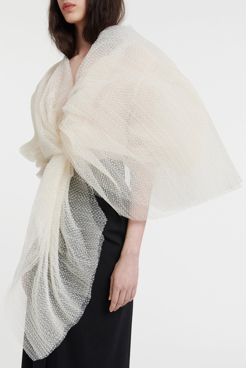 VOLUMINOUS FRONT KNOT TOP IVORY 5