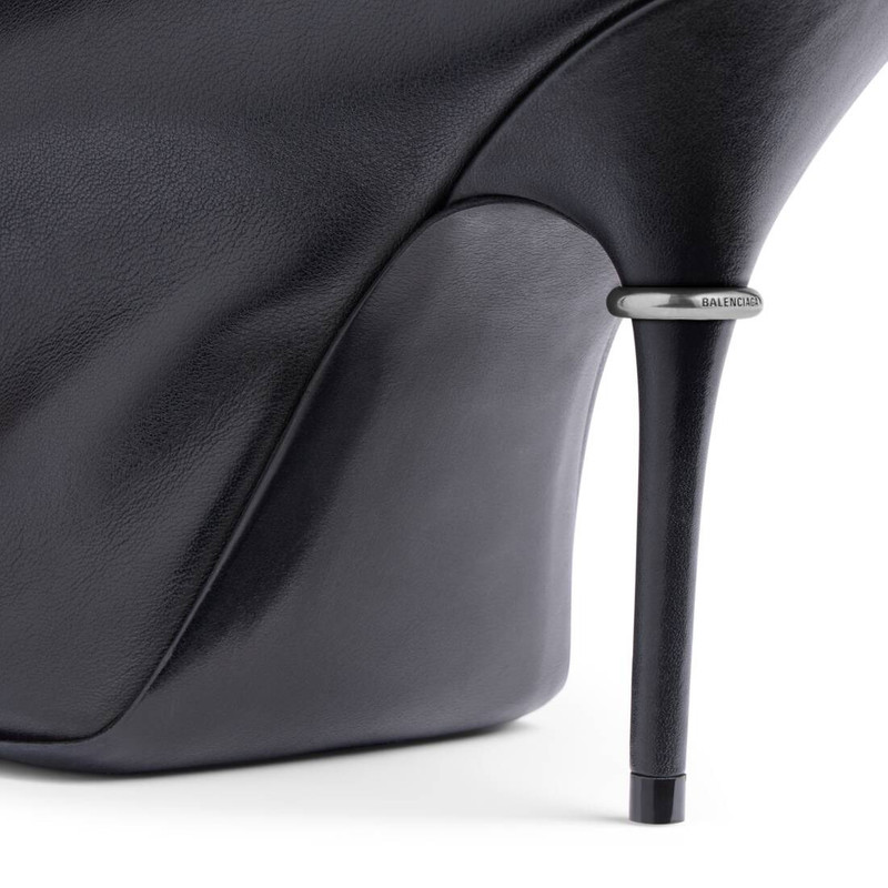 Women's Wader Clutch in Black 5