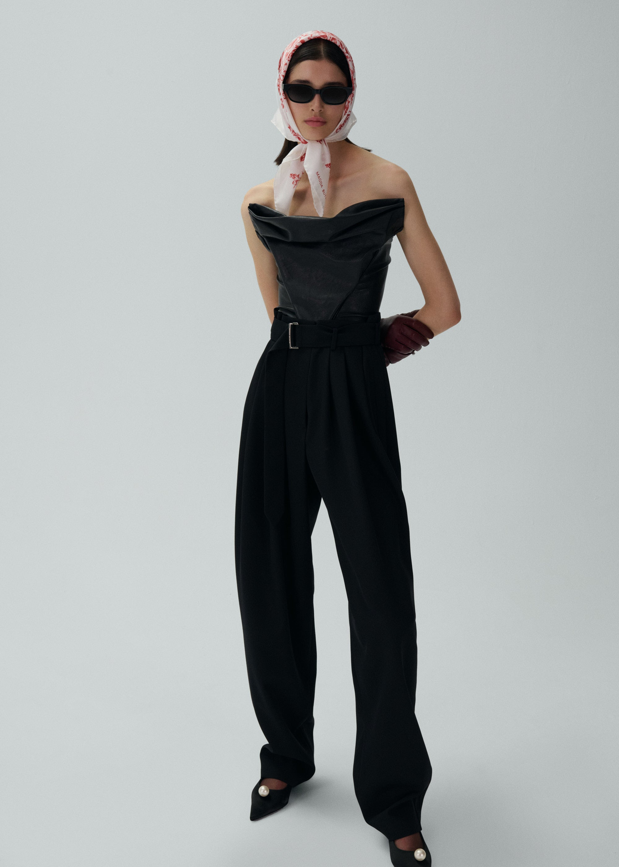 Draped strapless leather corset in black - 4