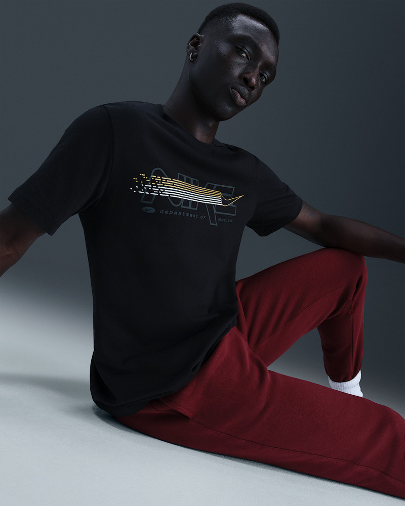 Nike Sportswear Men's T-Shirt 3