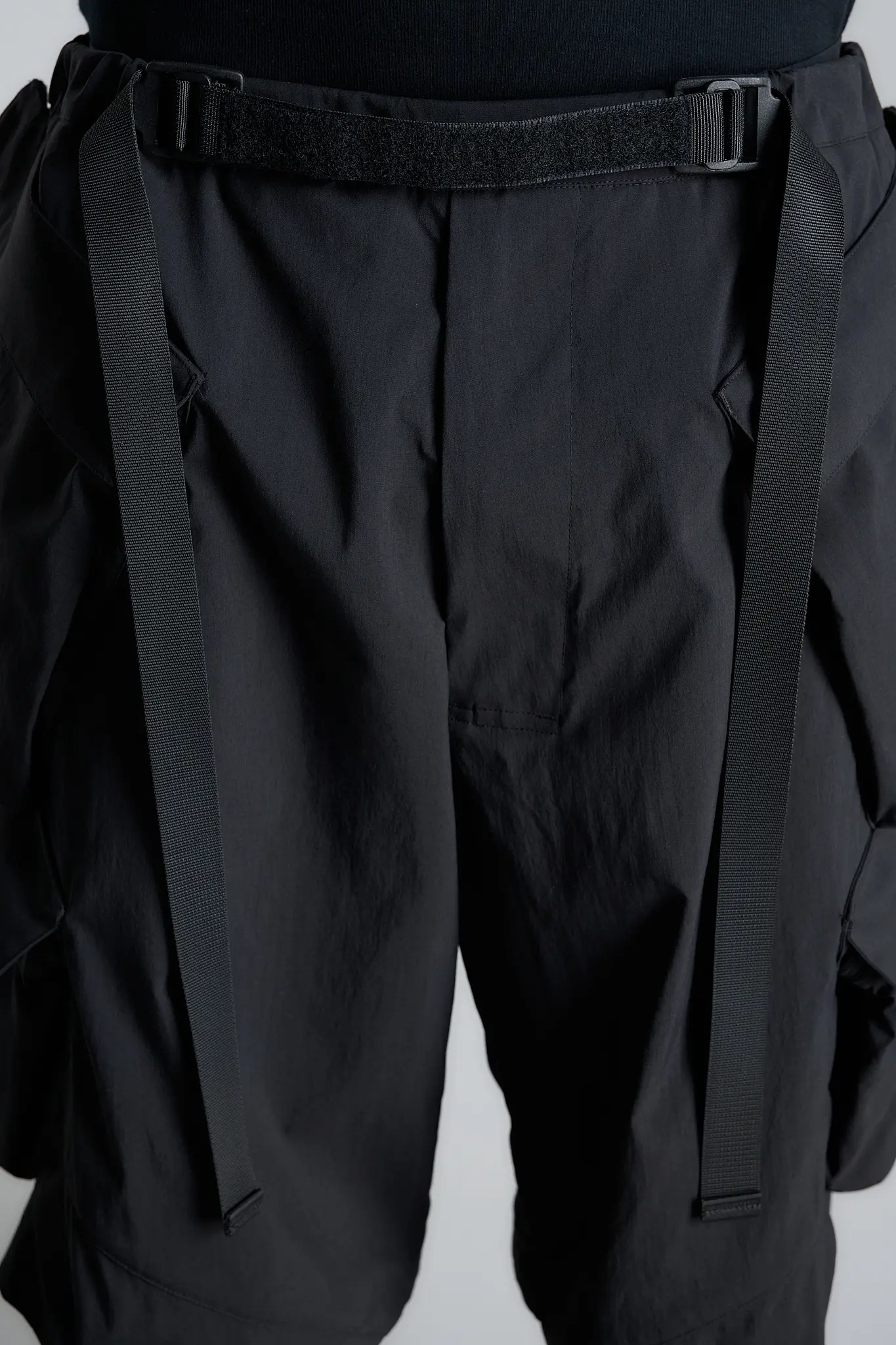 SP56A-M Nylon Stretch Double Cargo Short Pant Black - 16
