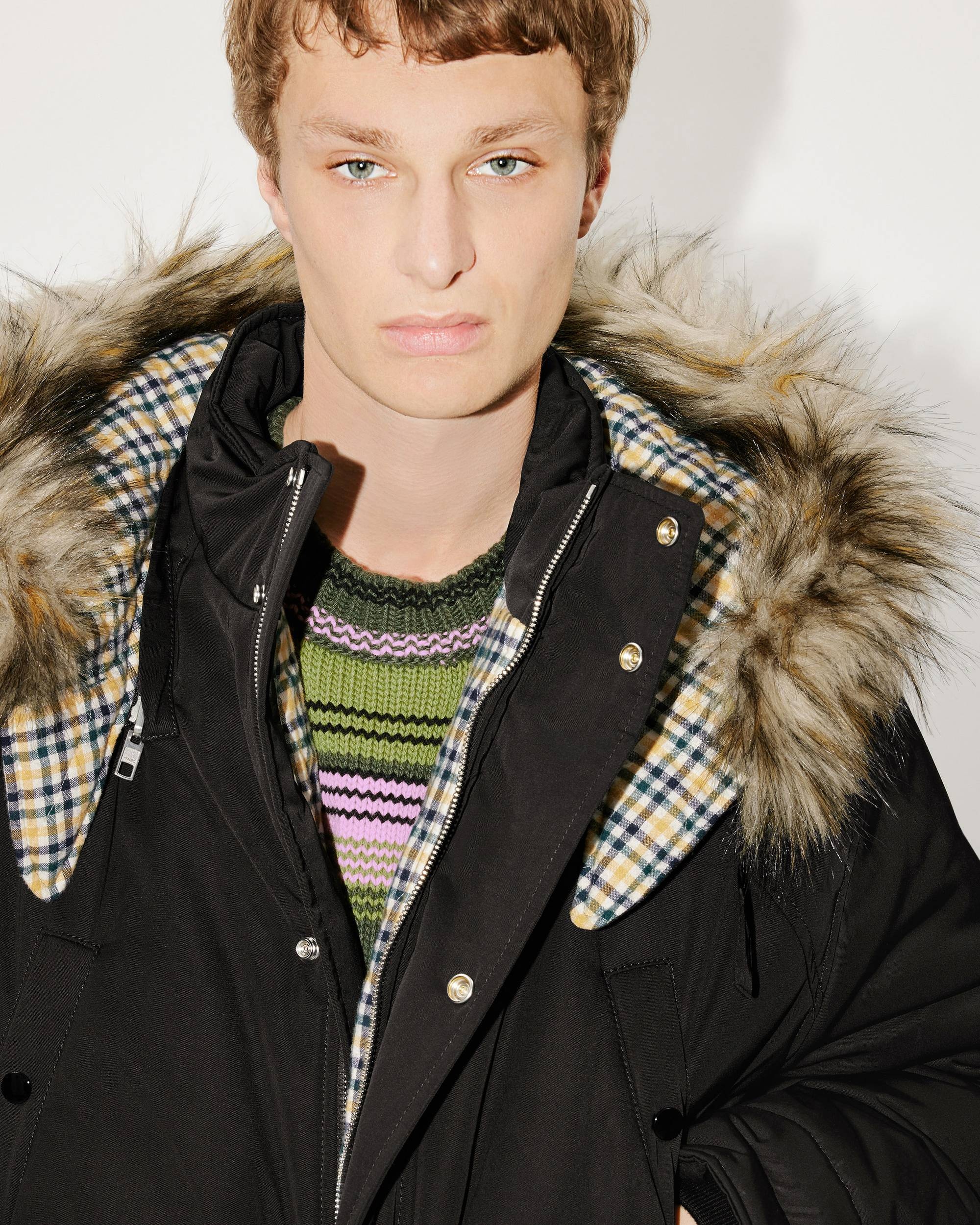 Parka with removable hood - 7