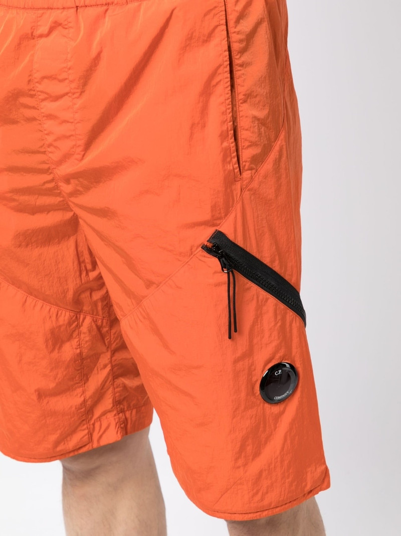 multi-pocket Bermuda shorts 5