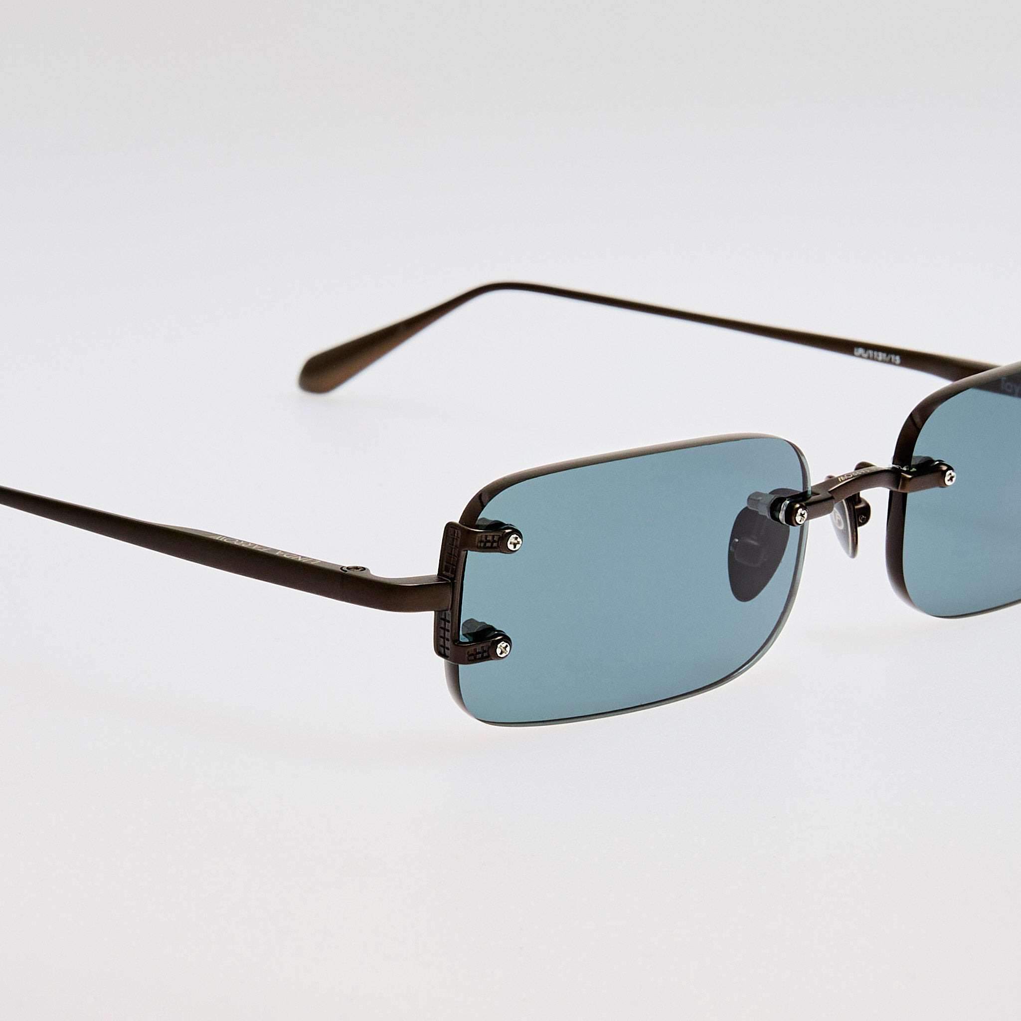 Taylor Sunglasses in Matt Nickel - 3
