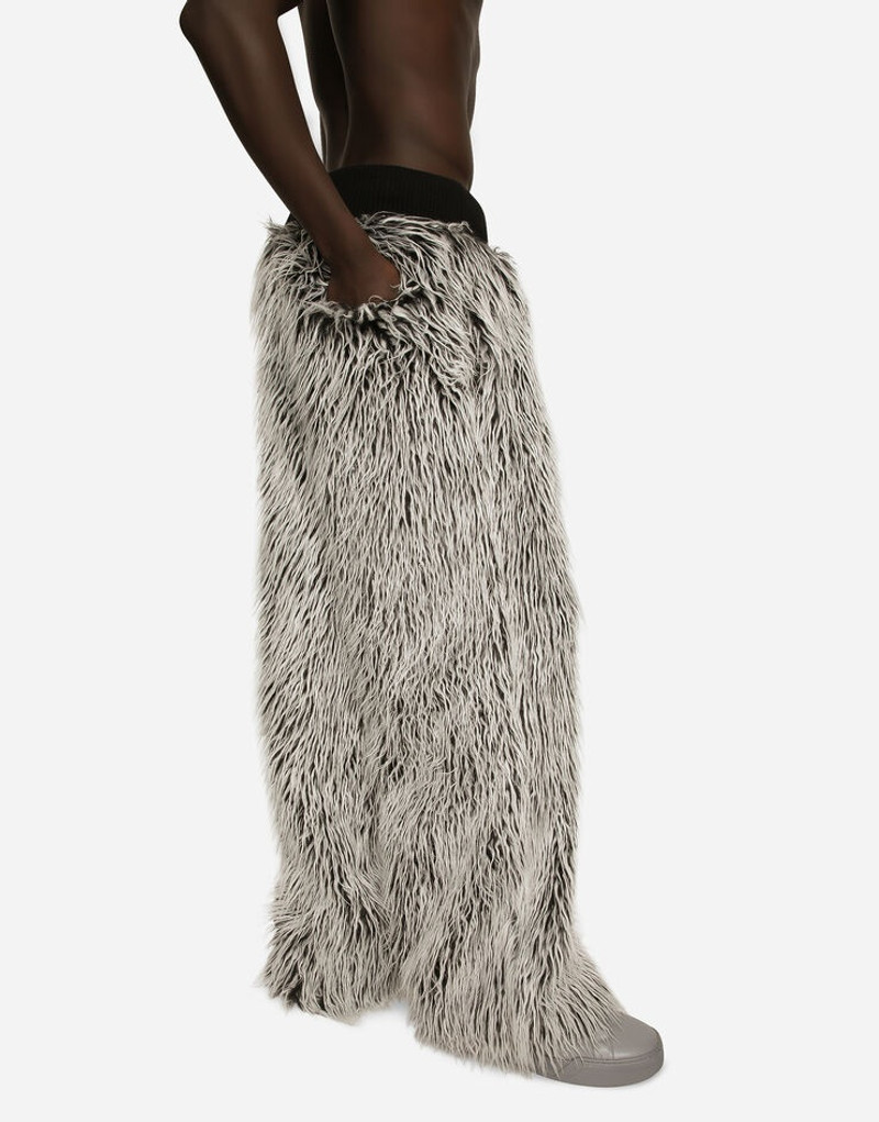 Faux fur jogging pants 5