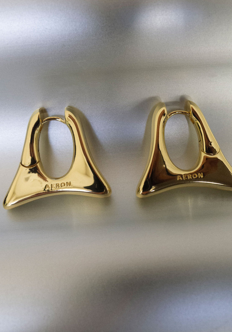 SUSAN Large earring – gold 1