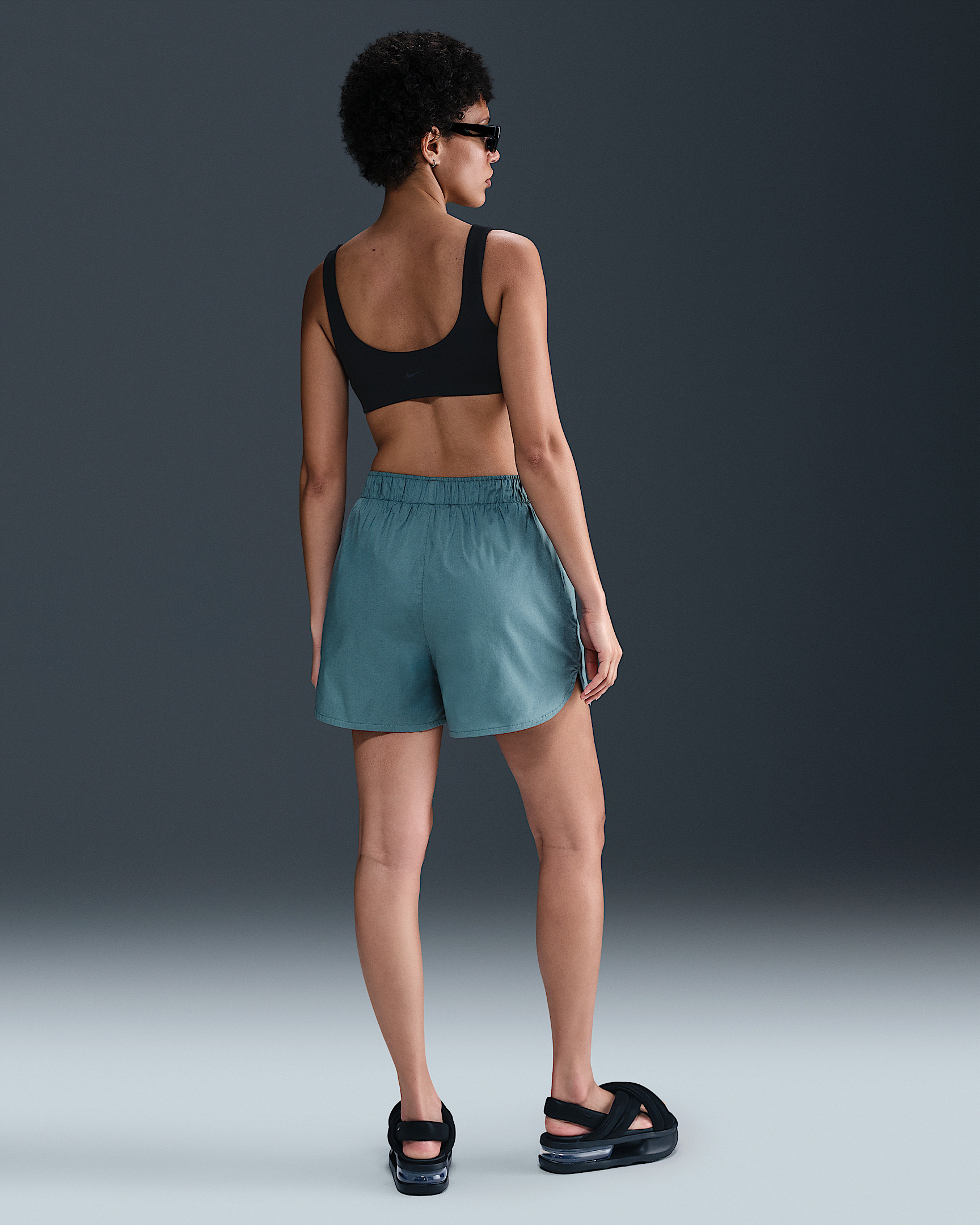 Nike Sportswear Chill Poplin Women's Mid-Rise 5" Shorts - 4