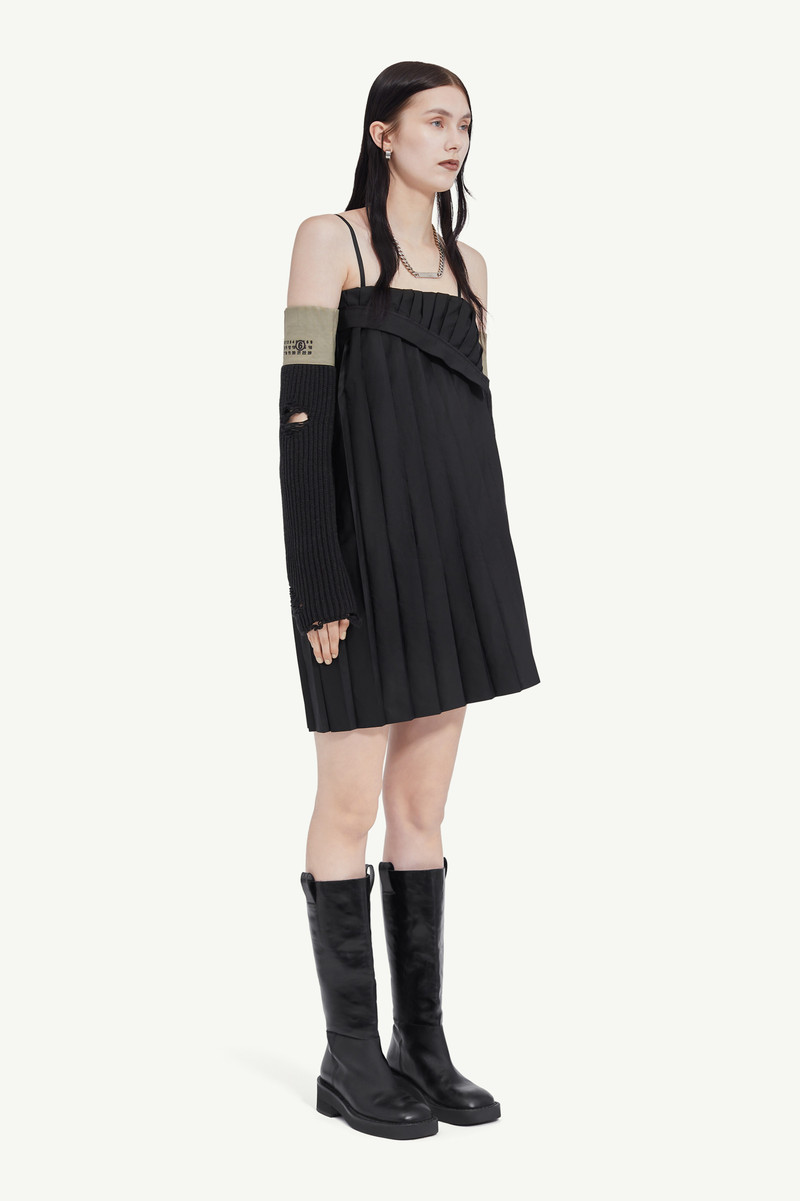 Pleated dress 3