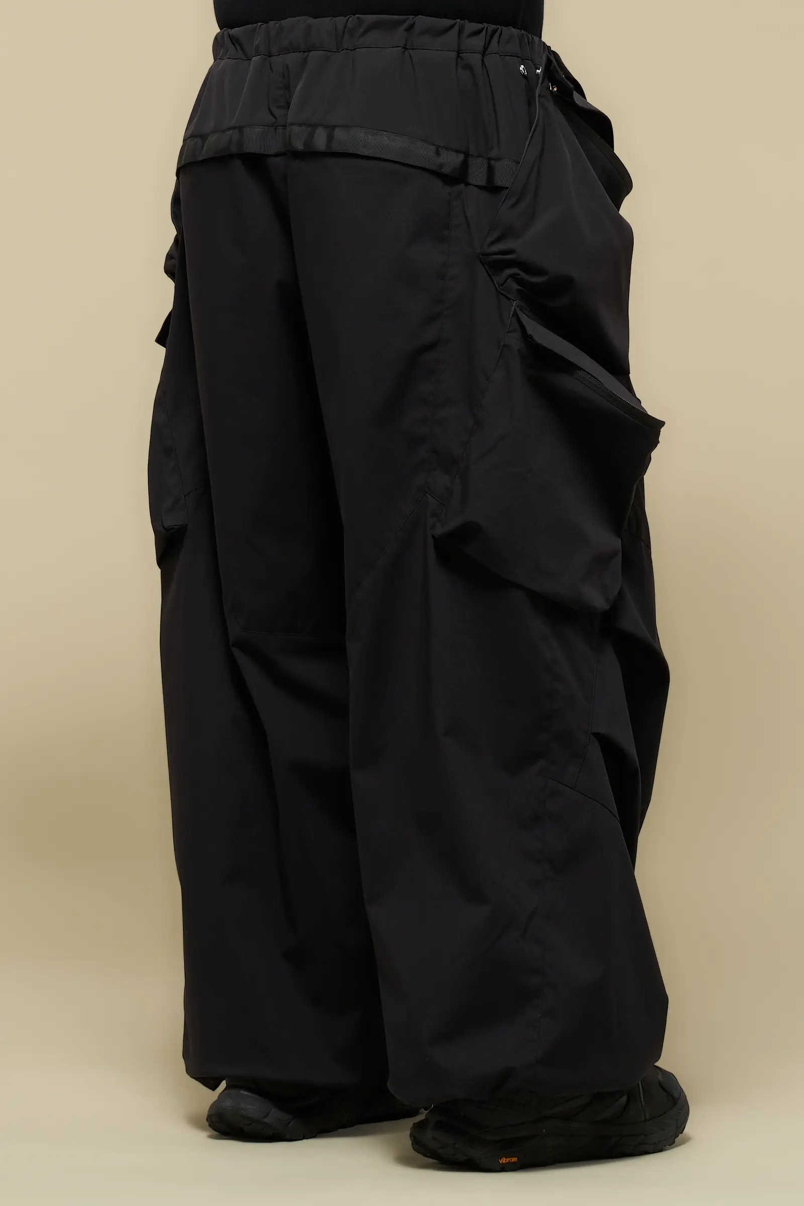 P56A-E Encapsulated Nylon Double Cargo Trouser Black - 8