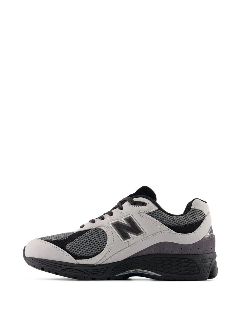 U2002R logo-patch sneakers 6