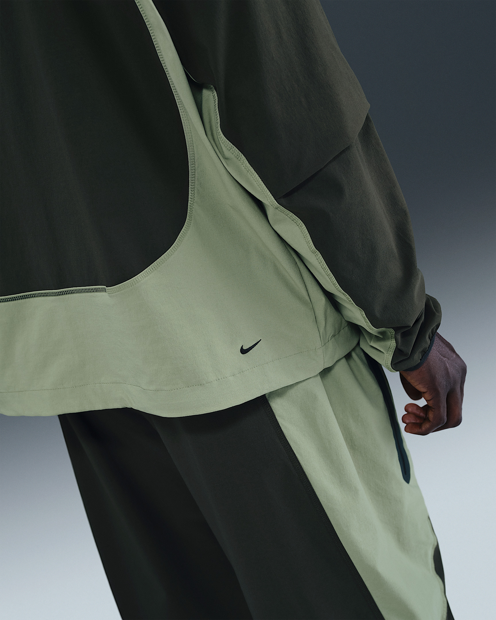 Nike Tech Men's Dri-FIT Woven Color-Block Windrunner Loose Jacket - 2