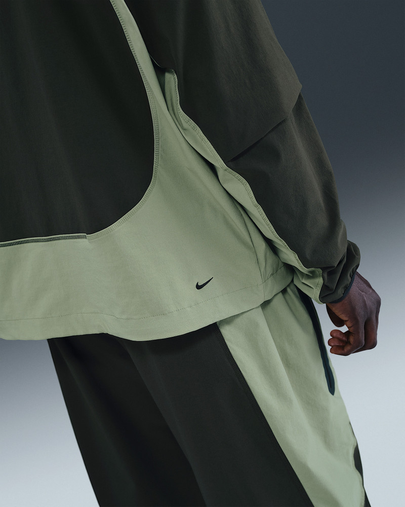Nike Nike Tech Men's Dri-FIT Woven Color-Block Windrunner Loose Jacket outlook