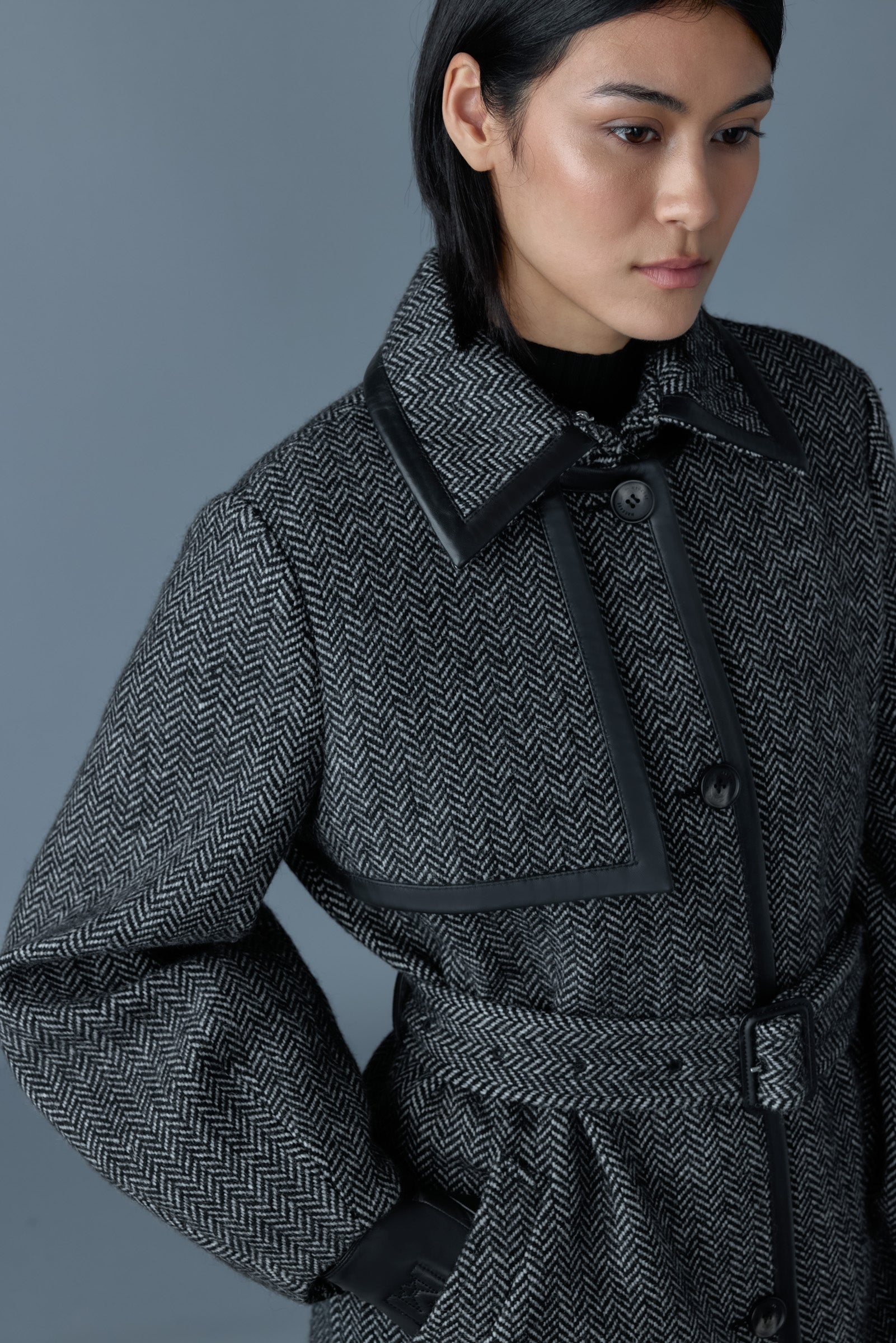 ZEVA-HB Long wool herringbone trench with leather detail - 4