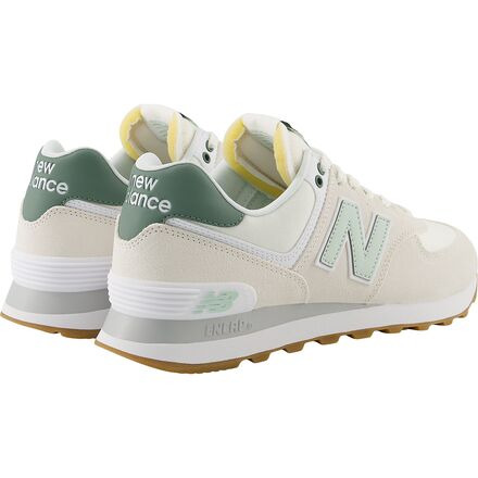 574 Shoe - Women's - 8