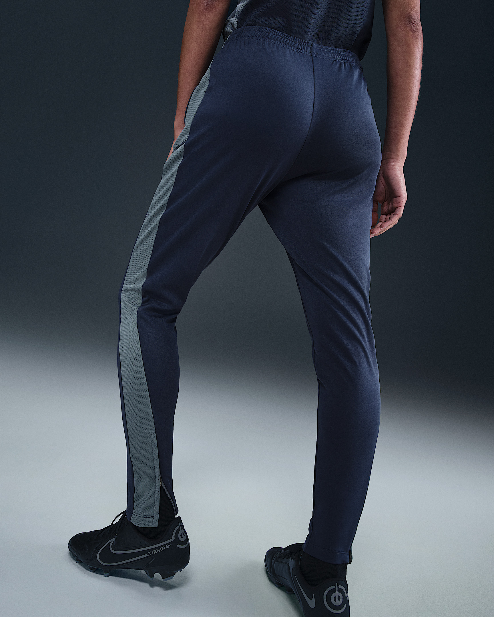 Nike Academy Women's Dri-FIT Soccer Pants - 3