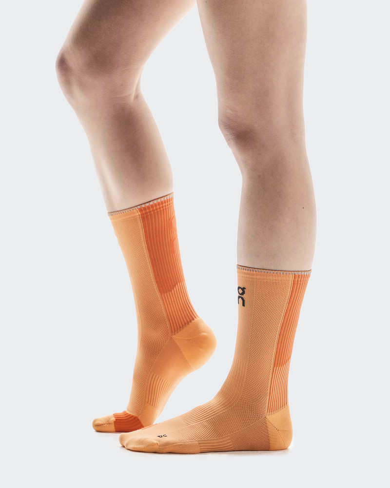 On Performance Run Sock High outlook