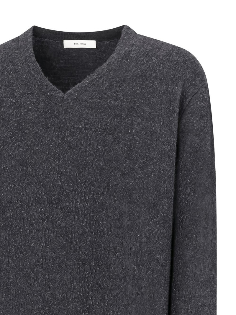 V-neck sweater 3