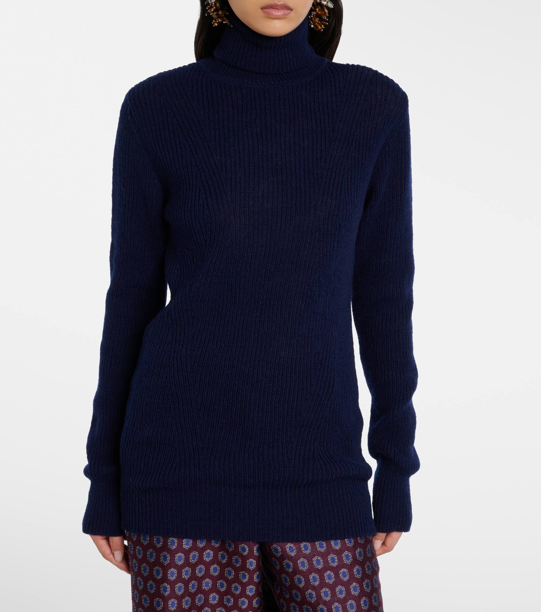 Ribbed-knit wool turtleneck sweater - 6
