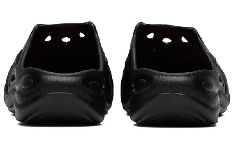 ANTA ANTA Chao Bai 1.0 Slides 'Black' 112338501-3 outlook