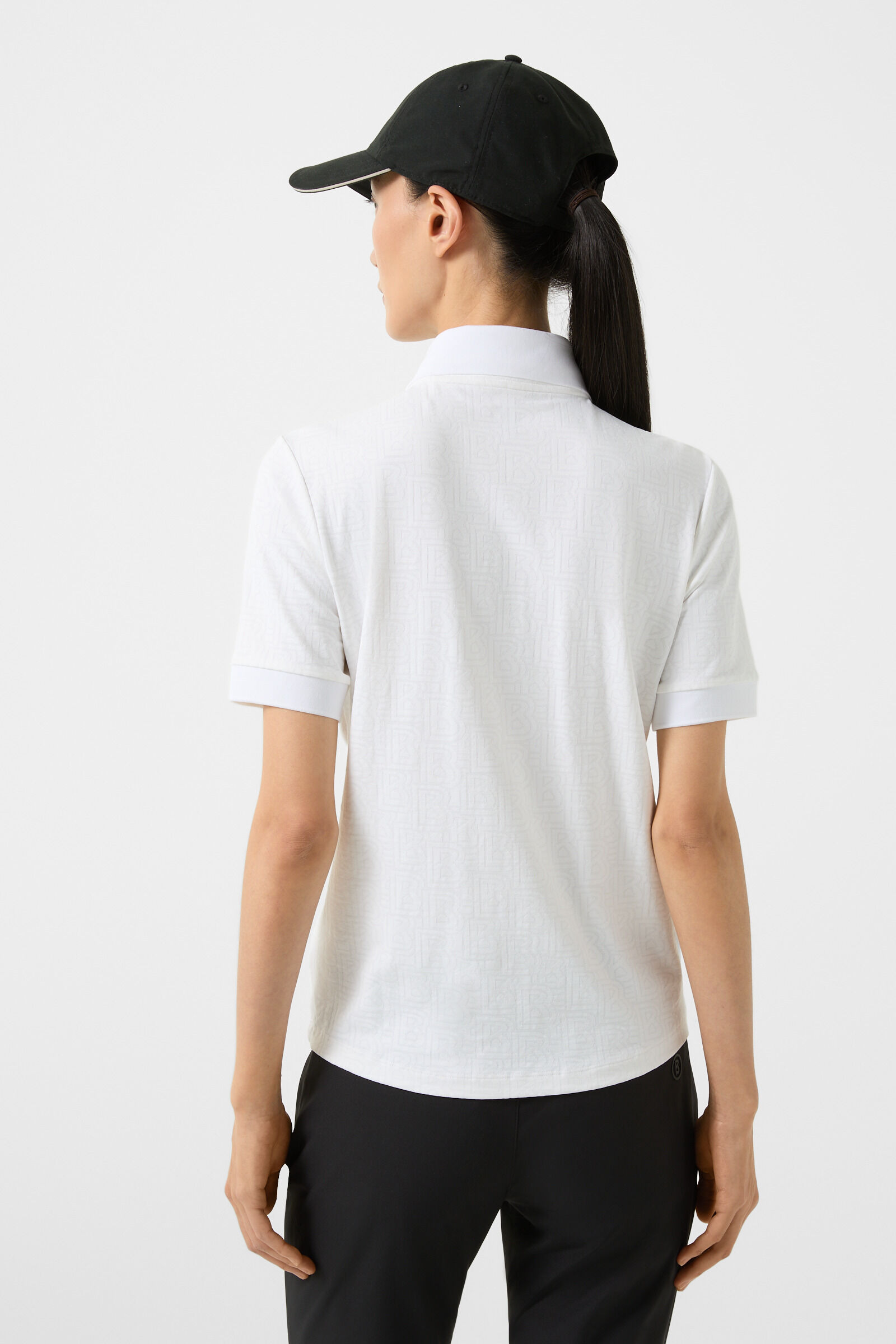 Larina functional short-sleeved top in Off-White - 3
