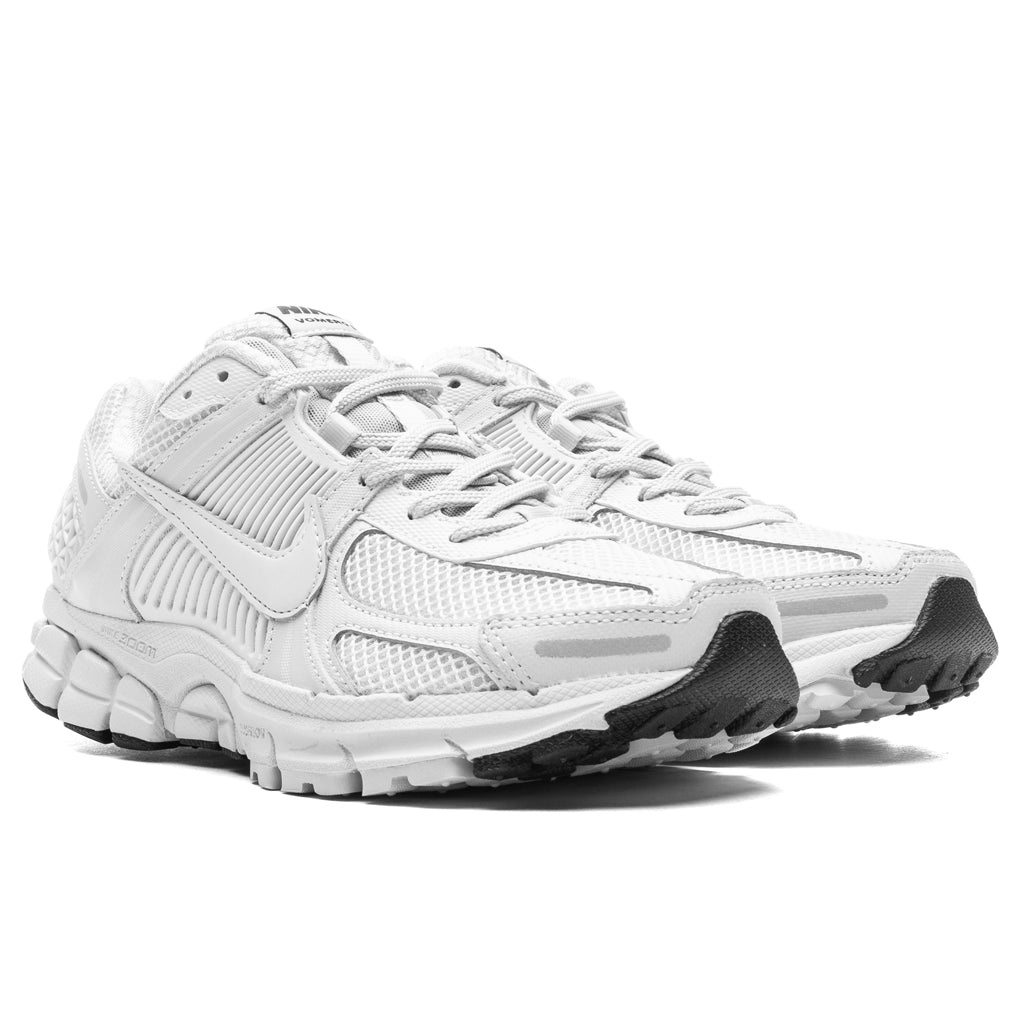 WOMEN'S ZOOM VOMERO 5 - WHITE/VAST GREY/BLACK - 2