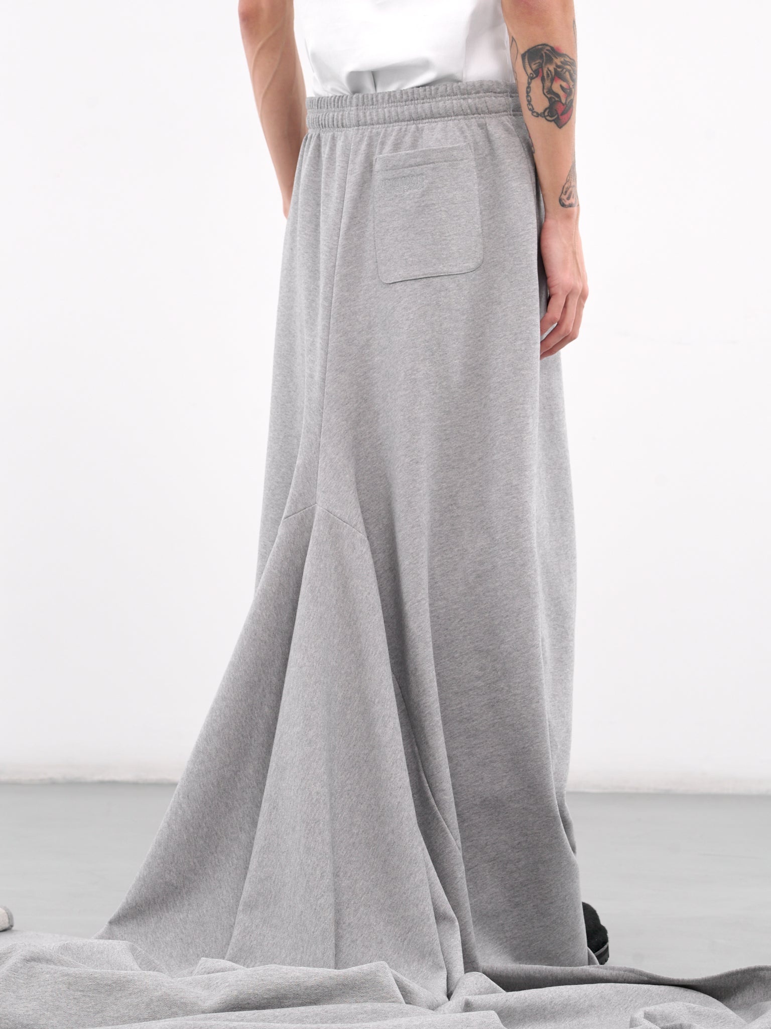 Red Carpet Sweatpants - 5