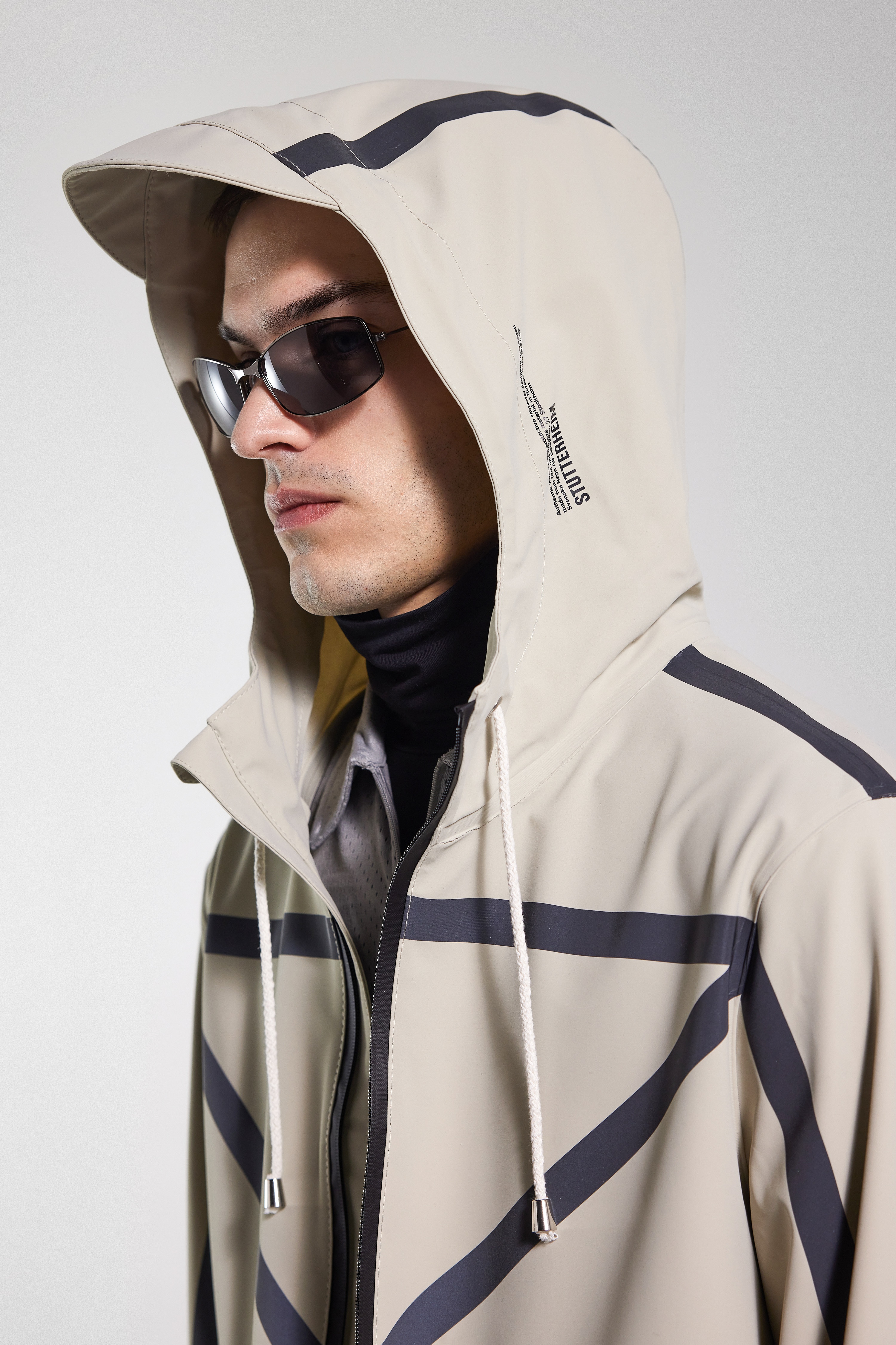 Stockholm Tape Matte Raincoat Pelican - 2