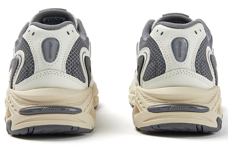Mizuno Mizuno Adventure Twe D1GH230101 outlook