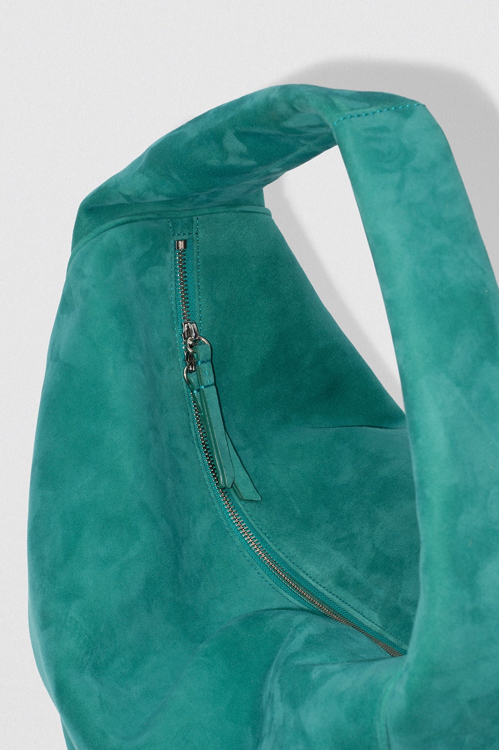 MAXI CUSH ALPINE KID SUEDE LEATHER SHOULDER BAG - 3